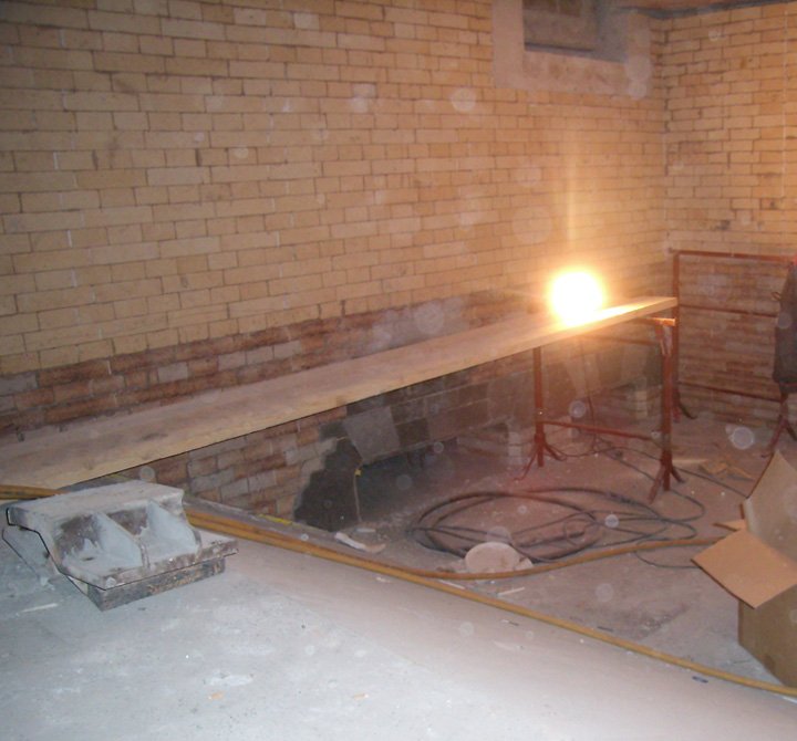 Aluminijska peč - Obzidava